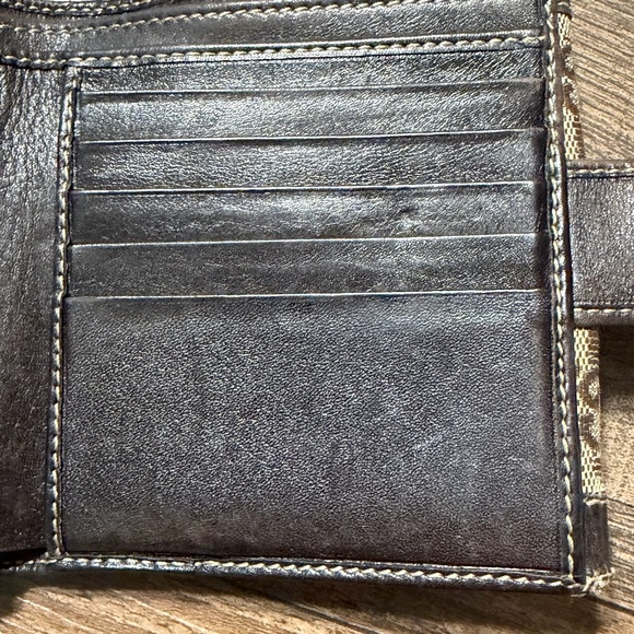 Authentic Gucci GG Canvas Bifold Wallet Brown Leather Trim Made in Italy - Picture 15 of 16
